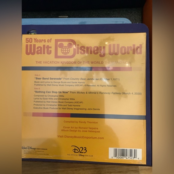 D23 Gold Member Exclusive Pin Set Disney 50th Anniversary - Picture 7 of 7